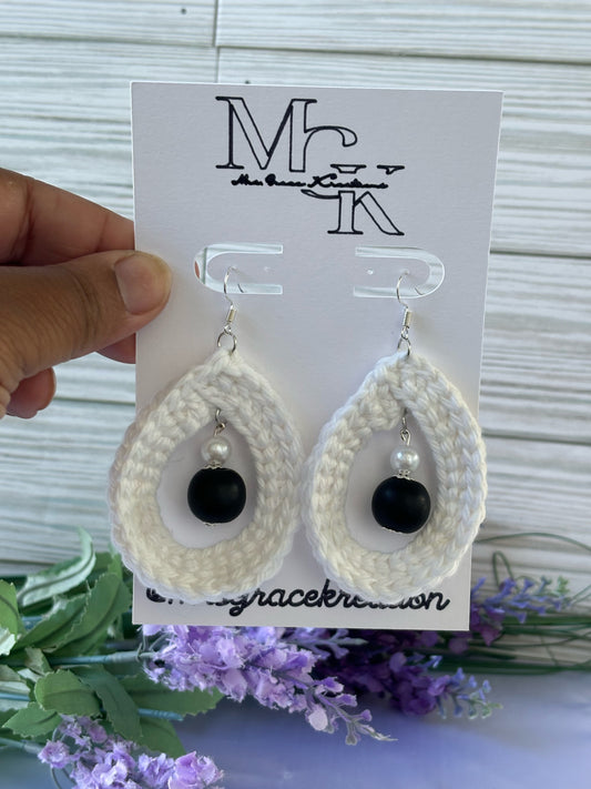 Nothing but Classy Oval Earrings