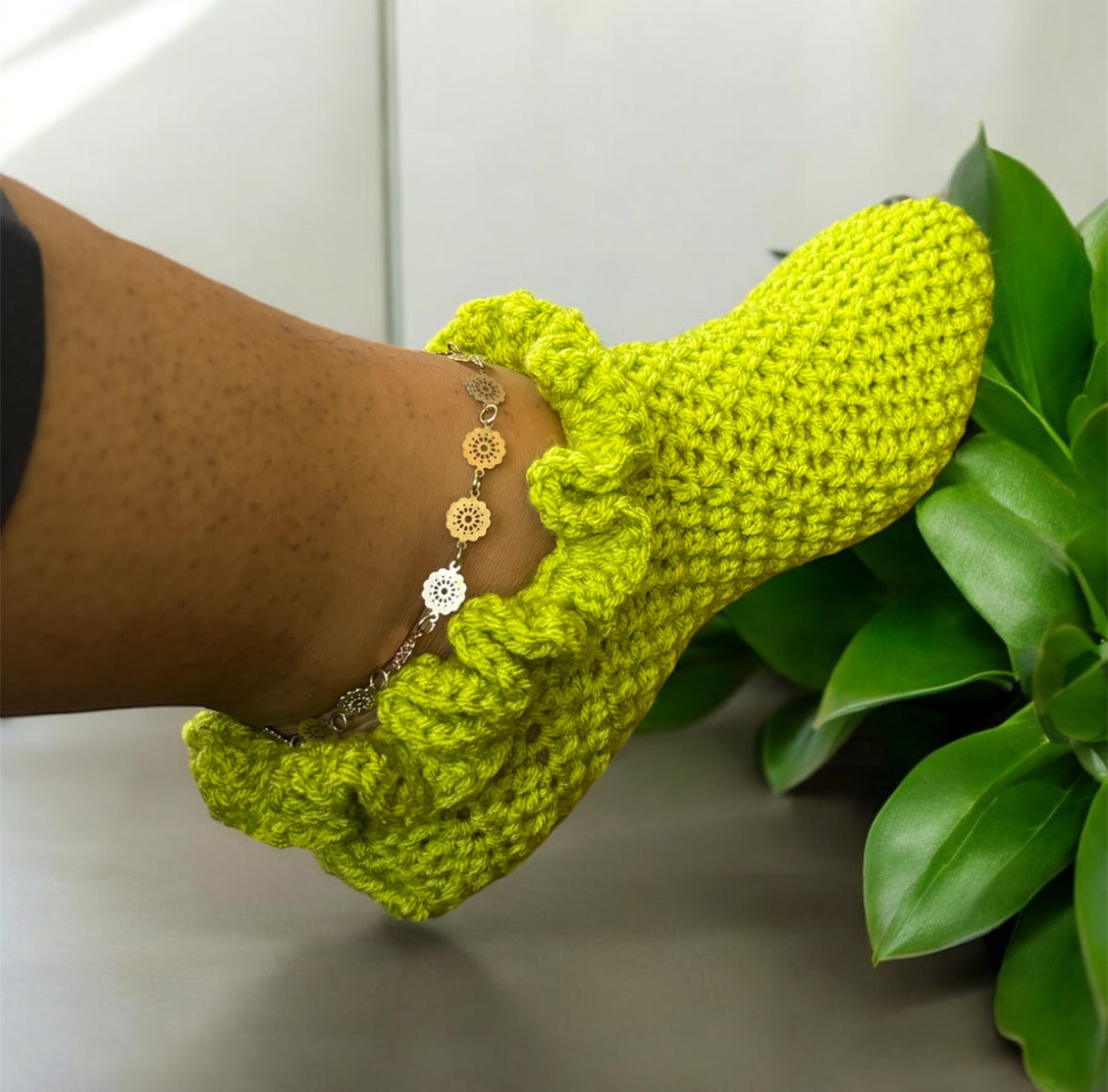 Crochet Ruffle Footies
